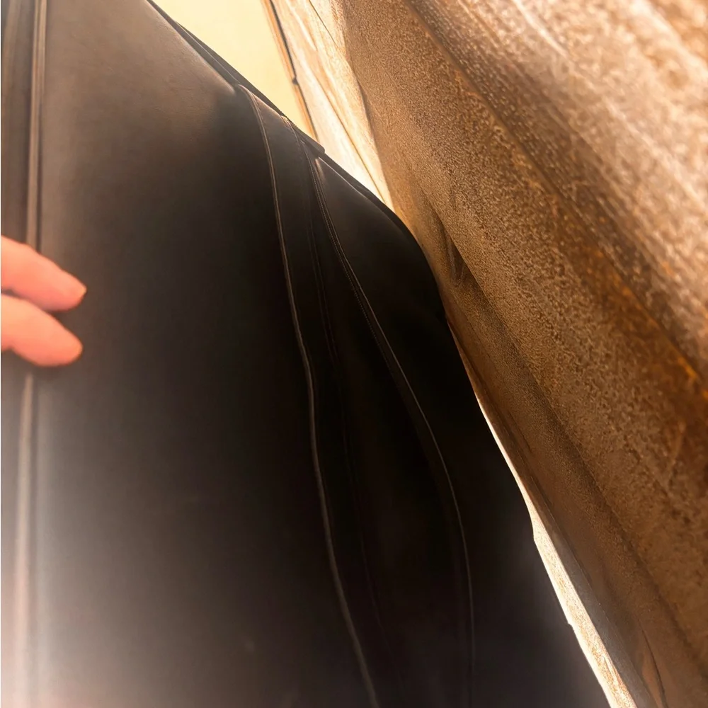 Samsonite Black Leather unisex travel carry on laptop business Bag compartments